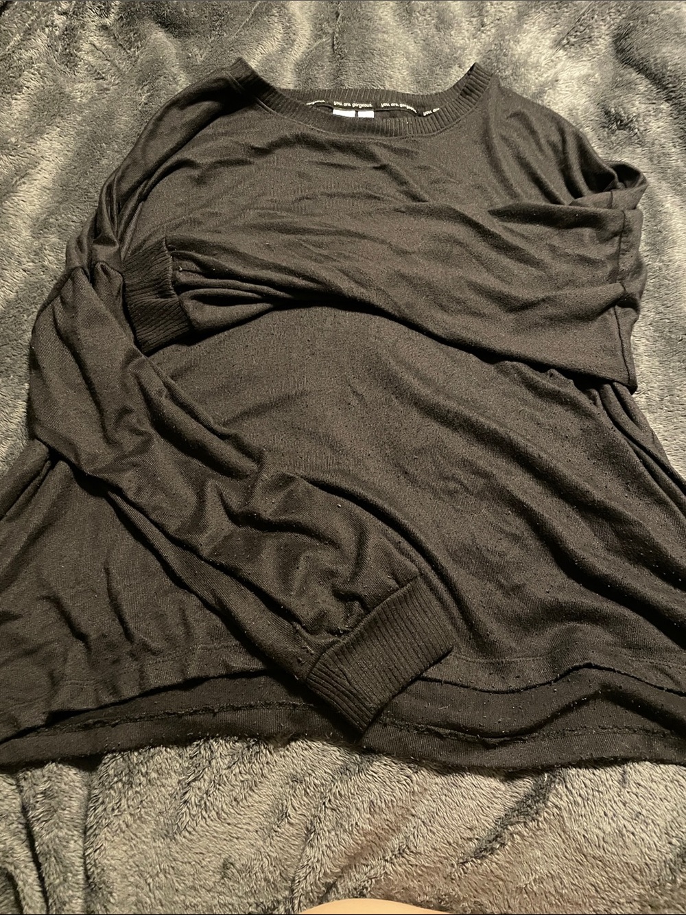 JOYSPUN Cozy Lounge Top - Black with White Logo Trim